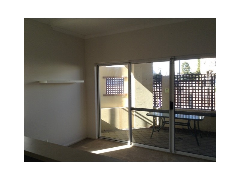 15/10 Pavonia Link, Clarkson WA 6030