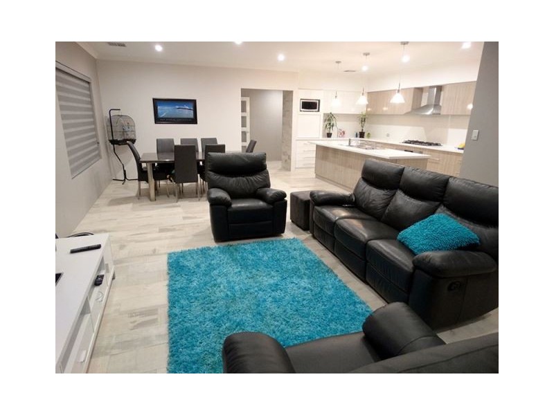 12 Carmine Street, Eglinton WA 6034