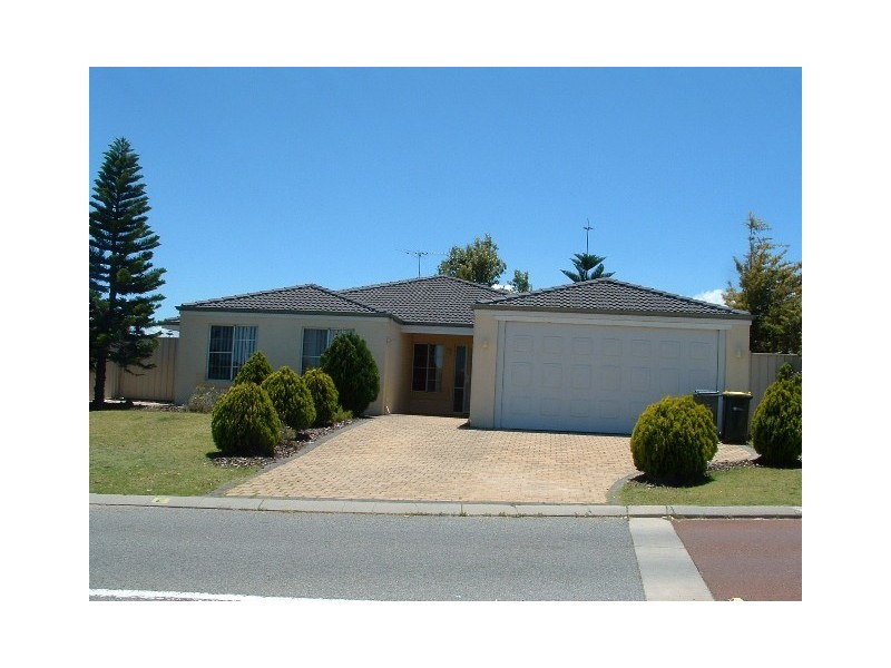 2 COPELAND GARDENS, Ocean Reef WA 6027
