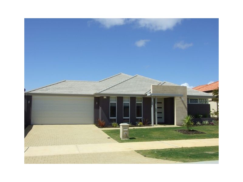 3 Elmhurst Drive, Clarkson WA 6030