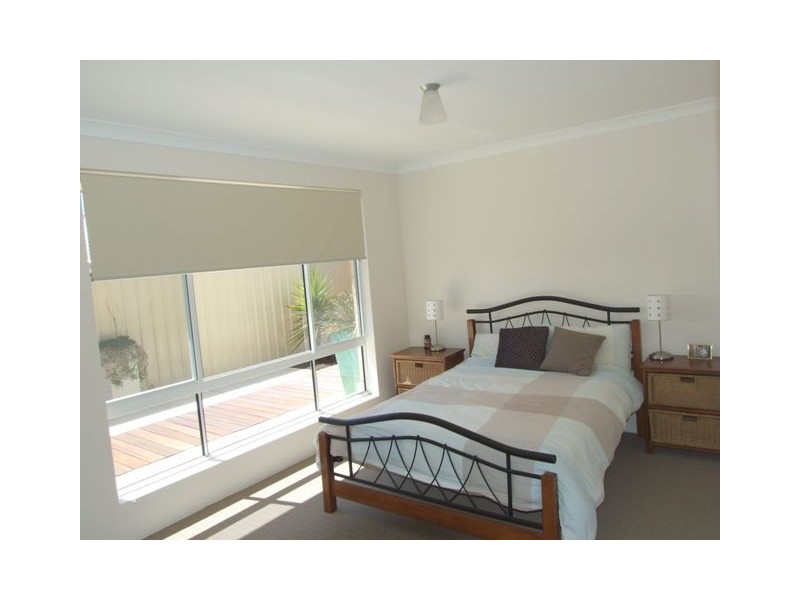 3 Elmhurst Drive, Clarkson WA 6030