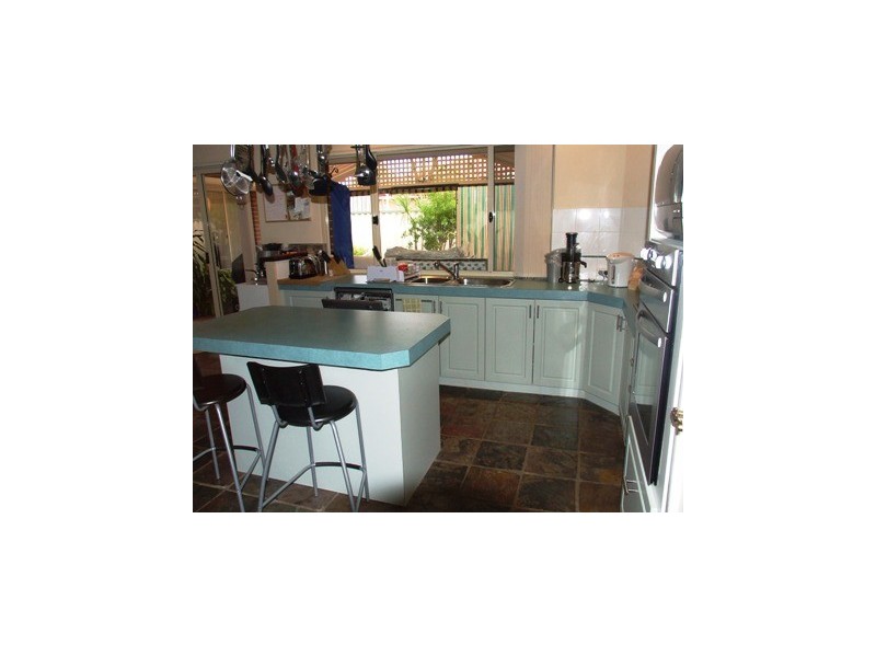 11 Aleri Court, Quinns Rocks WA 6030