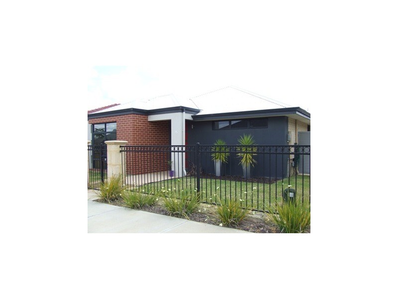 15 Whitland Street, Butler WA 6036