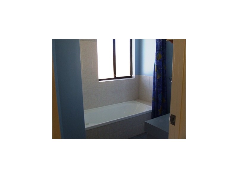 8 Voltaire Crescent, Ridgewood WA 6030