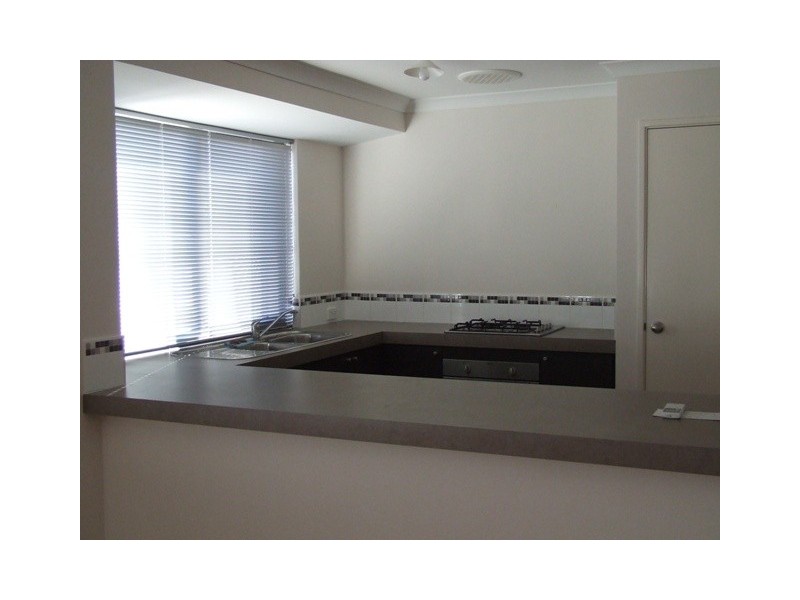 4 Belfast Cres, Ridgewood WA 6030