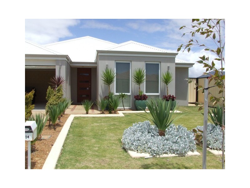 14 Grand Oak Drive, Clarkson WA 6030