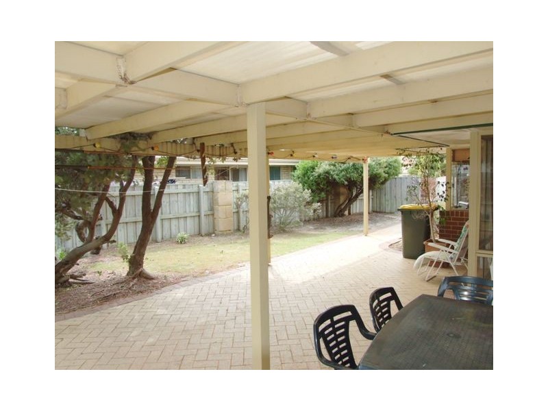 6 SAMOS PLACE, Mindarie WA 6030