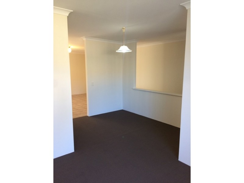 2 Mossdale Pass, Kinross WA 6028