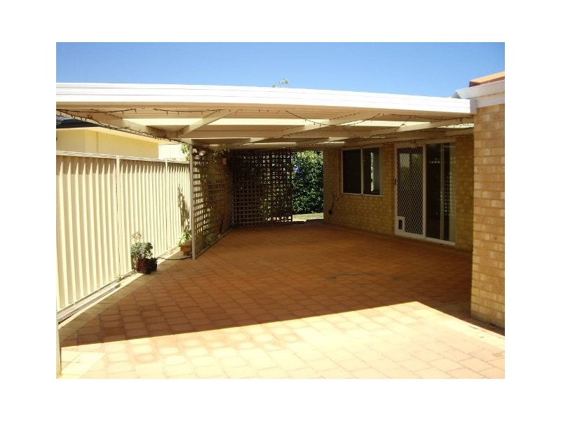 97 MacNaughton Crescent, Kinross WA 6028