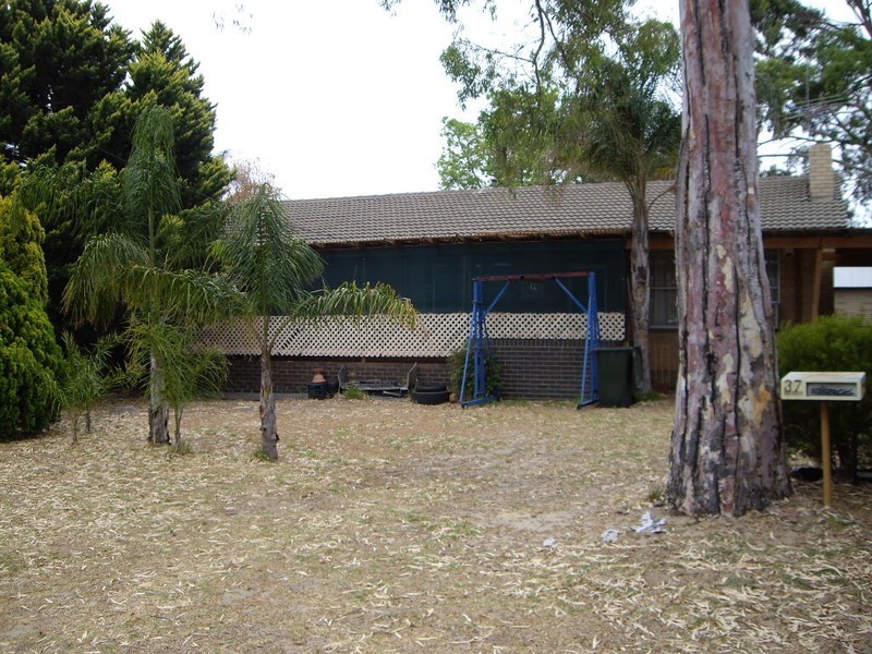 37 Pycombe Way, Westminster WA 6061