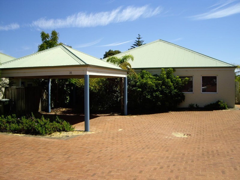 31/220 Fairway Circle, Connolly WA 6027