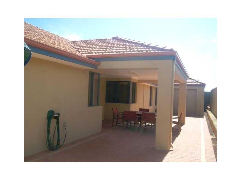 52 Camborne Parkway, Butler WA 6036