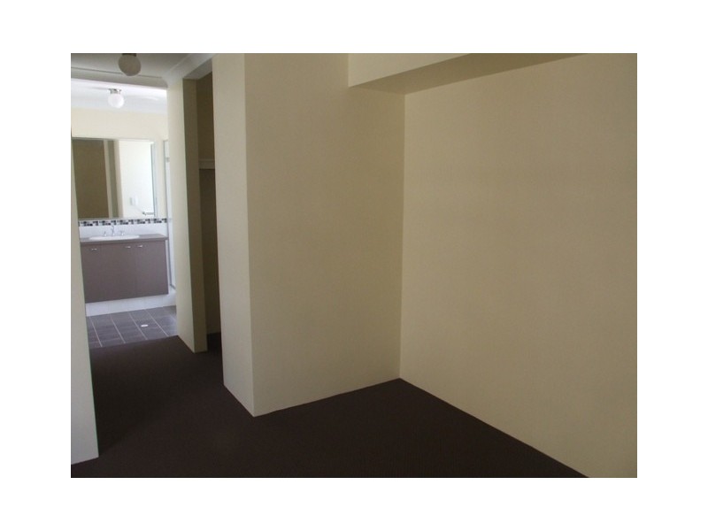 33 Grand Oak Drive, Clarkson WA 6030