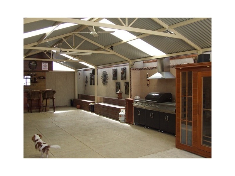 4 Lavenham Street, Butler WA 6036