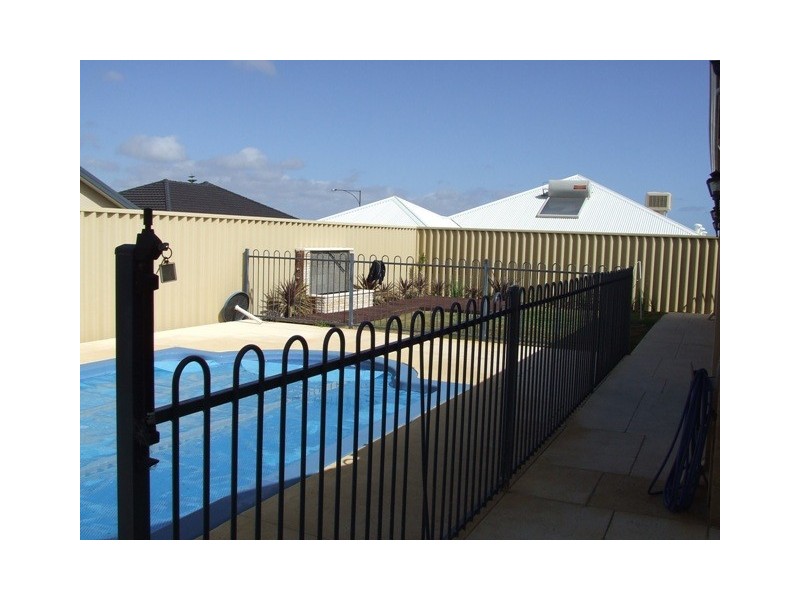 4 Lavenham Street, Butler WA 6036