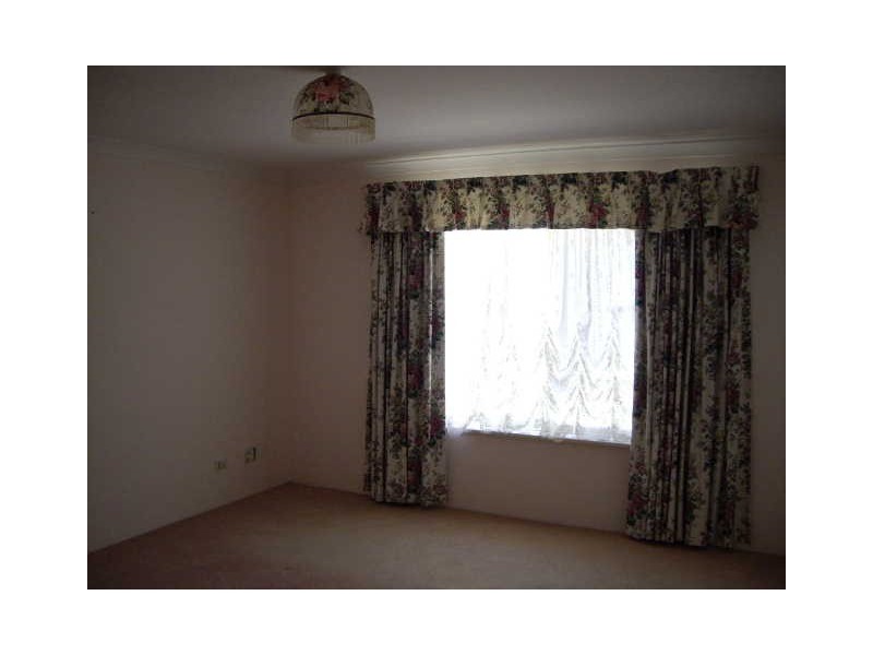 8 Peel Way, Mindarie WA 6030