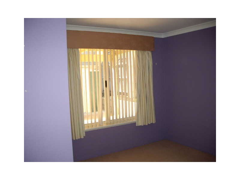 8 Peel Way, Mindarie WA 6030