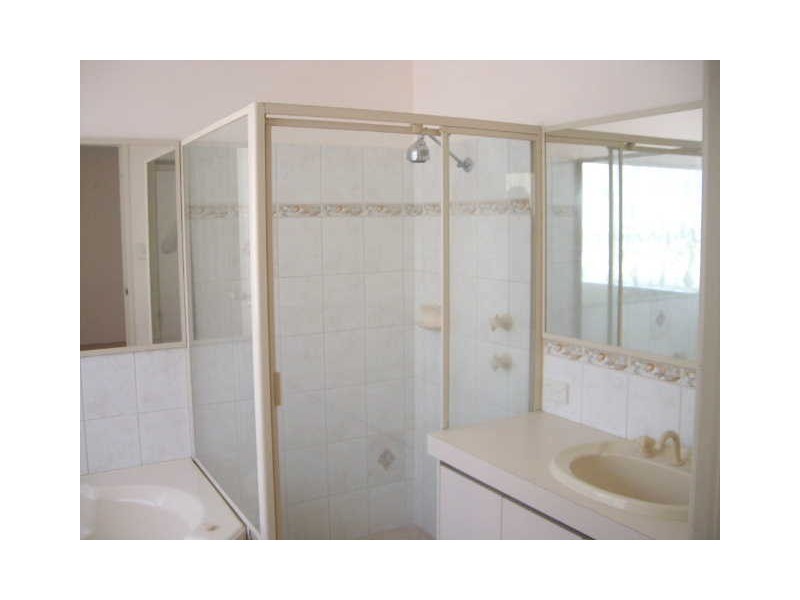 8 Peel Way, Mindarie WA 6030