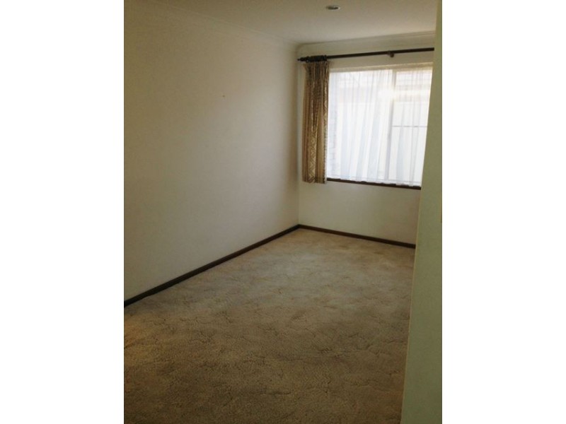 29 Tenggara Ave, Two Rocks WA 6037