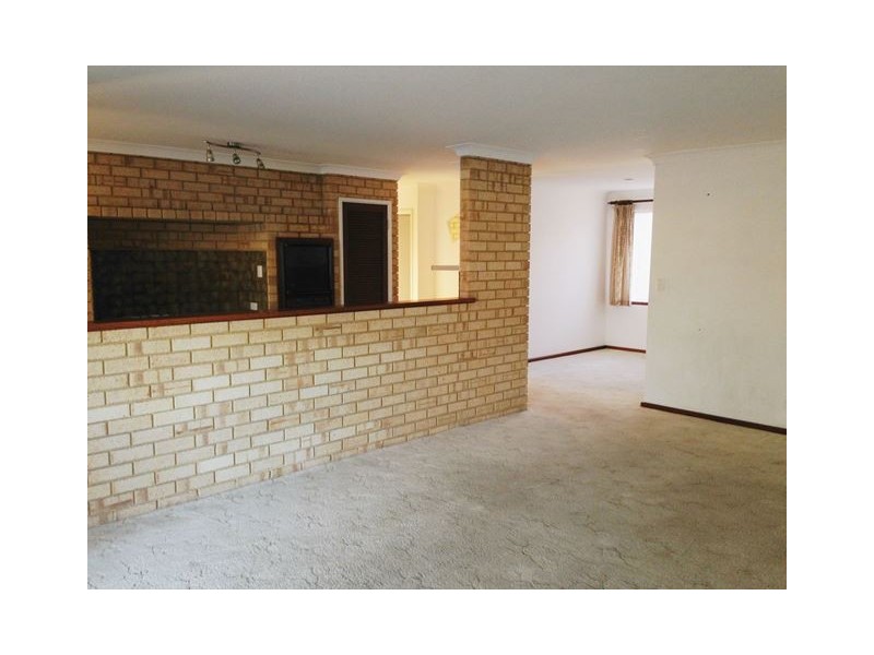 29 Tenggara Ave, Two Rocks WA 6037