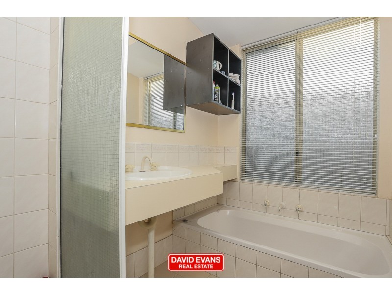 8 Coldstream Circuit, Merriwa WA 6030