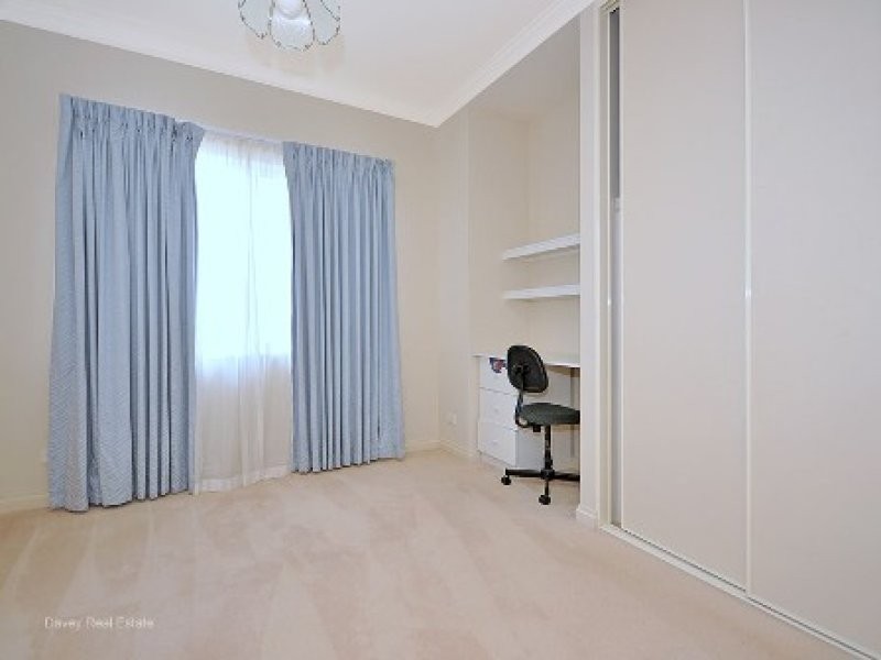 82 Limetree Circuit, Mindarie WA 6030