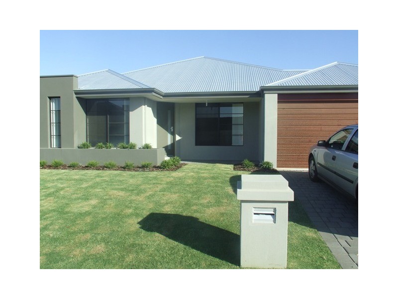 43 Huntly Ave, Butler WA 6036