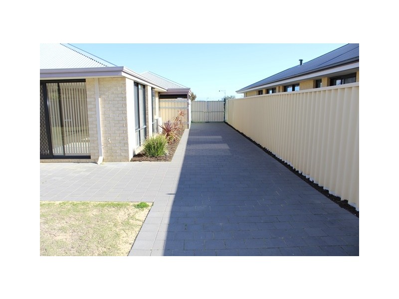 48 Vanderlin Crescent, Ridgewood WA 6030