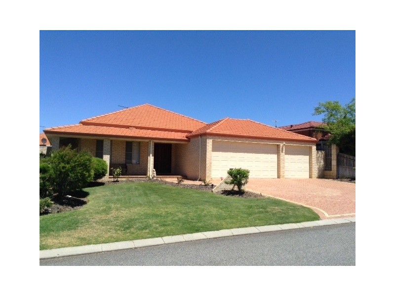 5 Ostend Parade, Mindarie WA 6030