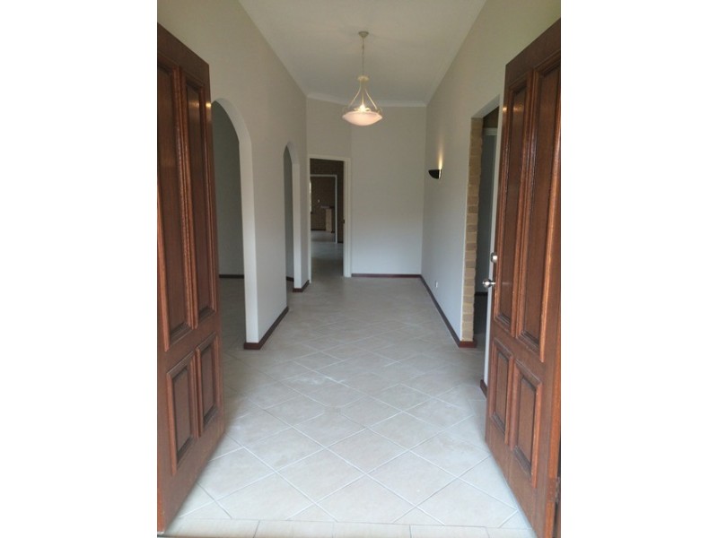 5 Ostend Parade, Mindarie WA 6030