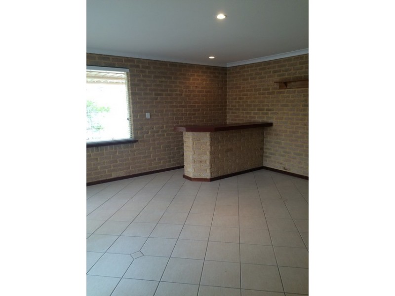 5 Ostend Parade, Mindarie WA 6030