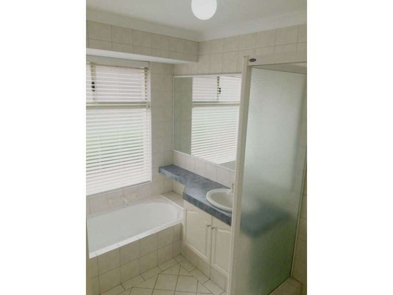 5 Ostend Parade, Mindarie WA 6030