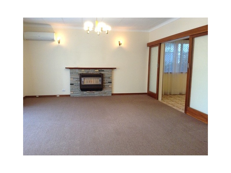 17 Farina Drive, Yokine WA 6060