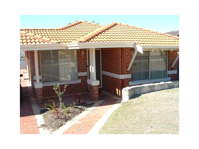 5 Burnett Drive, Clarkson WA 6030