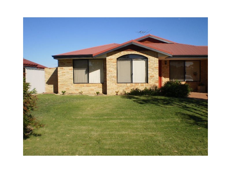 10 St Stephens Crescent, Tapping WA 6065