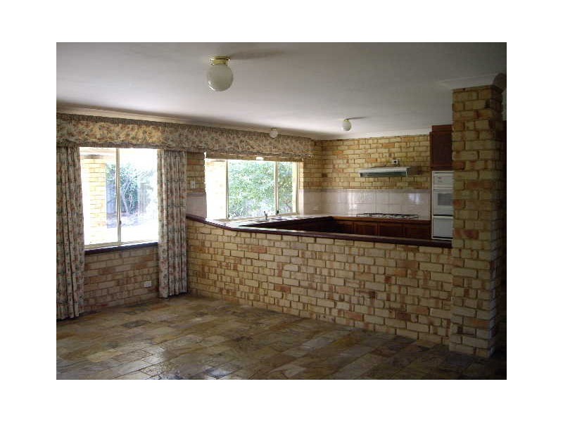 39 MONKTON PLACE, Kinross WA 6028