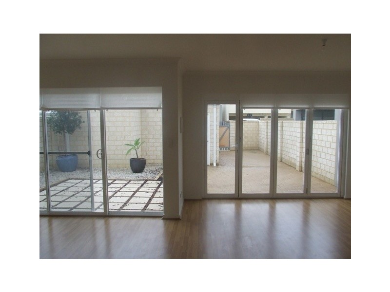 12 Gaudi Way, Clarkson WA 6030