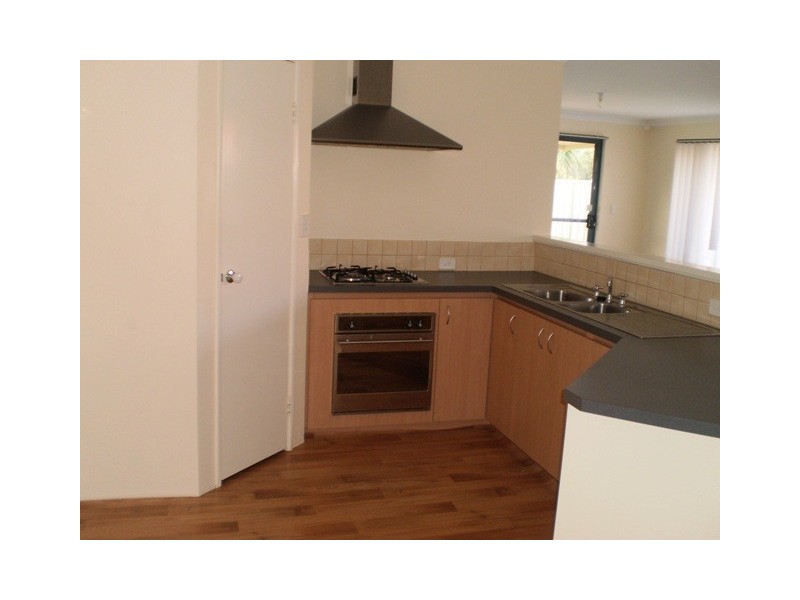 74 Dalvik Avenue, Merriwa WA 6030