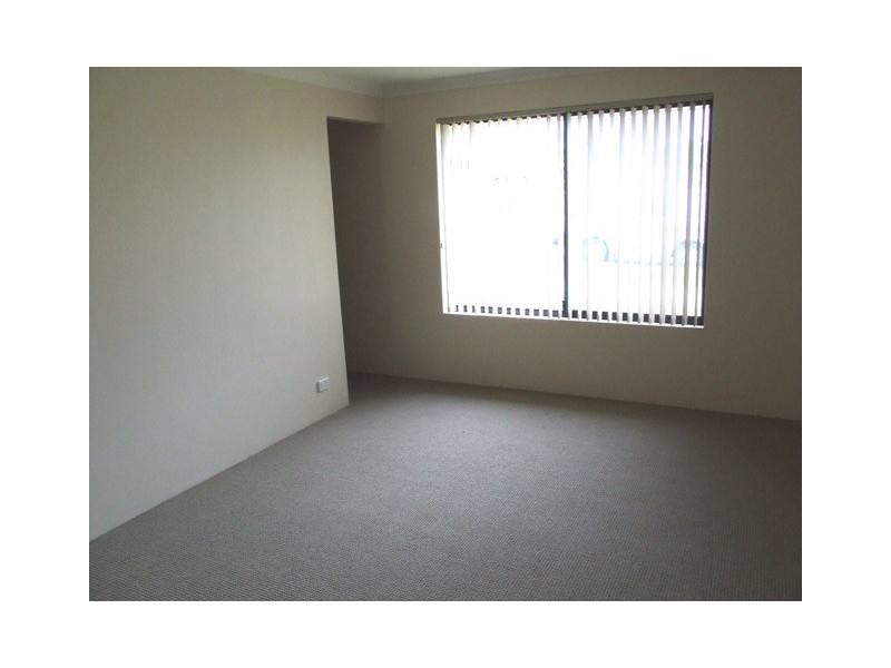 65 Da Vinci Drive, Tapping WA 6065