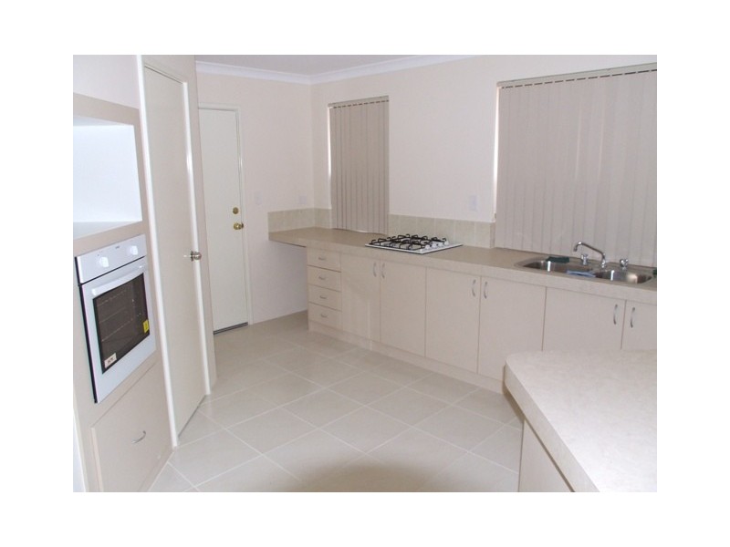 65 Da Vinci Drive, Tapping WA 6065