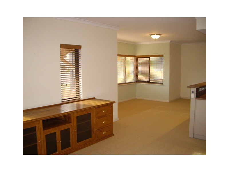 11/14 Itea Place, Mindarie WA 6030