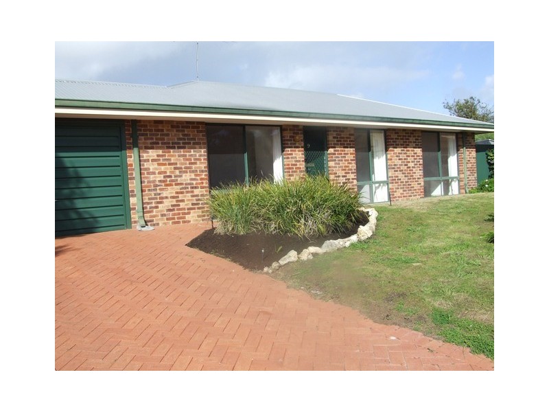 9 Blackbird Glen, Quinns Rocks WA 6030