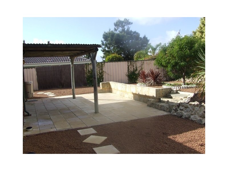 9 Blackbird Glen, Quinns Rocks WA 6030