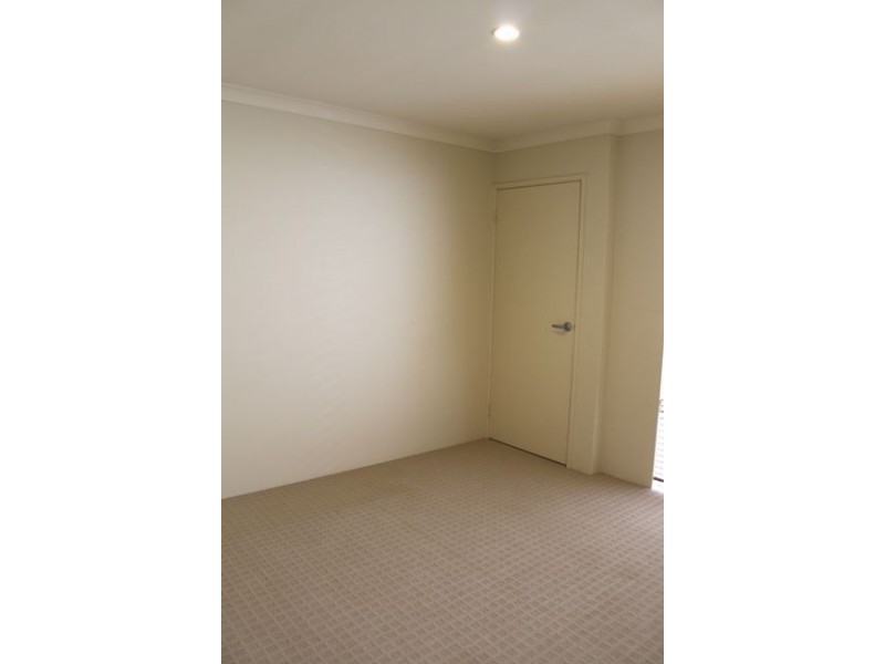 24 Allum Green, Merriwa WA 6030