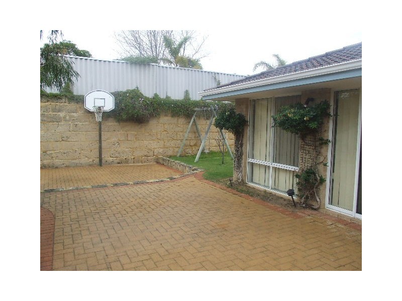 105 Caledonia Avenue, Currambine WA 6028