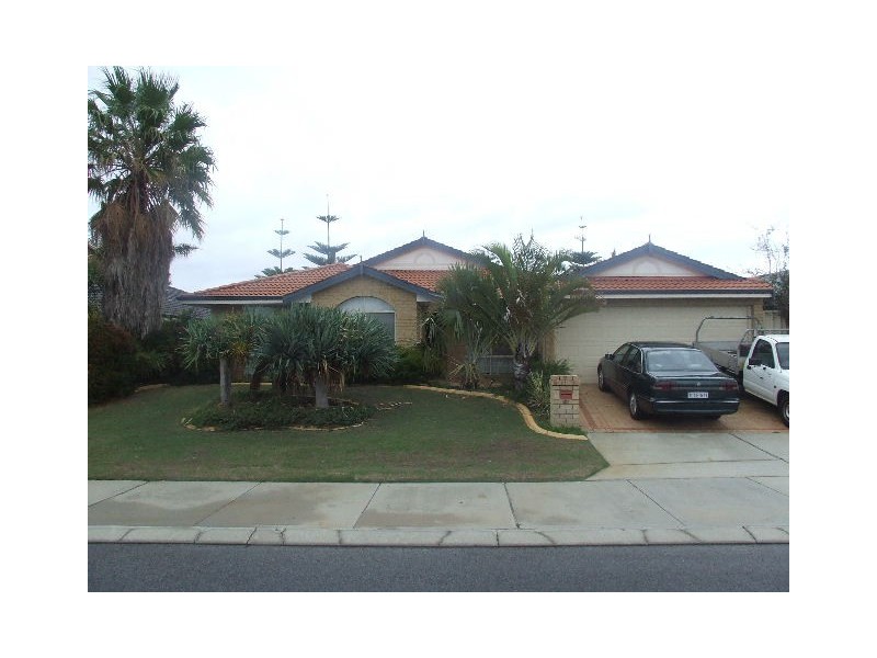 42 Santa Barbara Parade, Quinns Rocks WA 6030