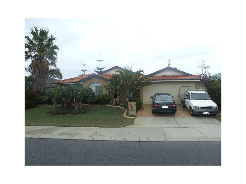 42 Santa Barbara Parade, Quinns Rocks WA 6030