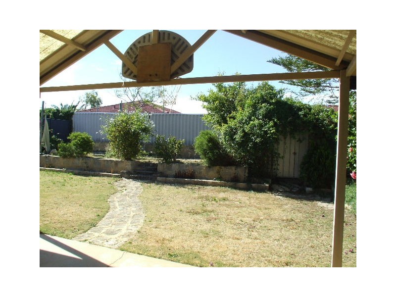 42 Santa Barbara Parade, Quinns Rocks WA 6030