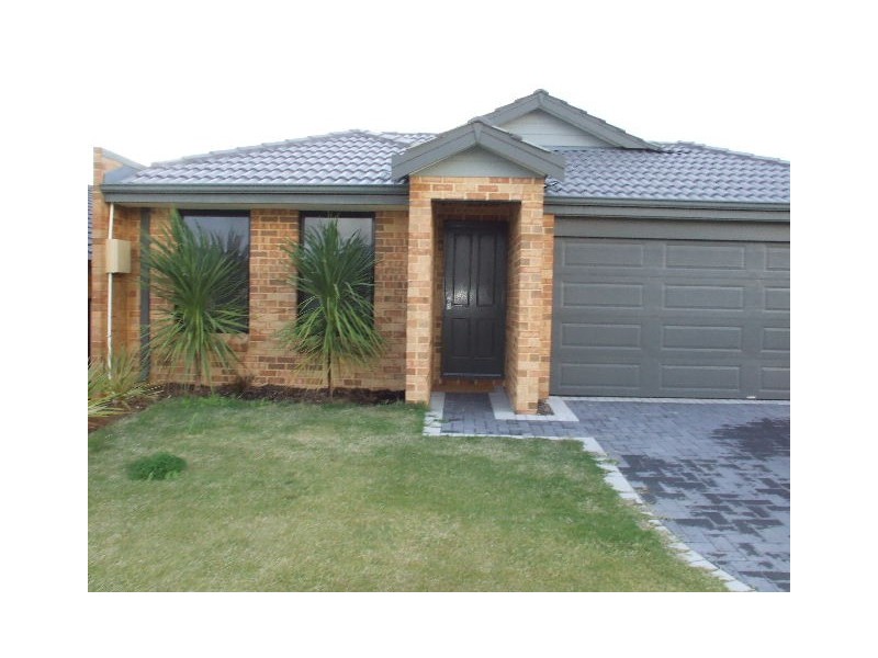 17 Lakewood Terrace, Clarkson WA 6030
