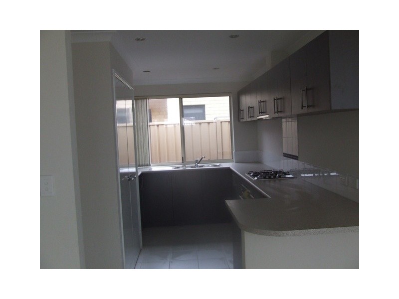 65B HINCHINBROOK AVENUE, Ridgewood WA 6030